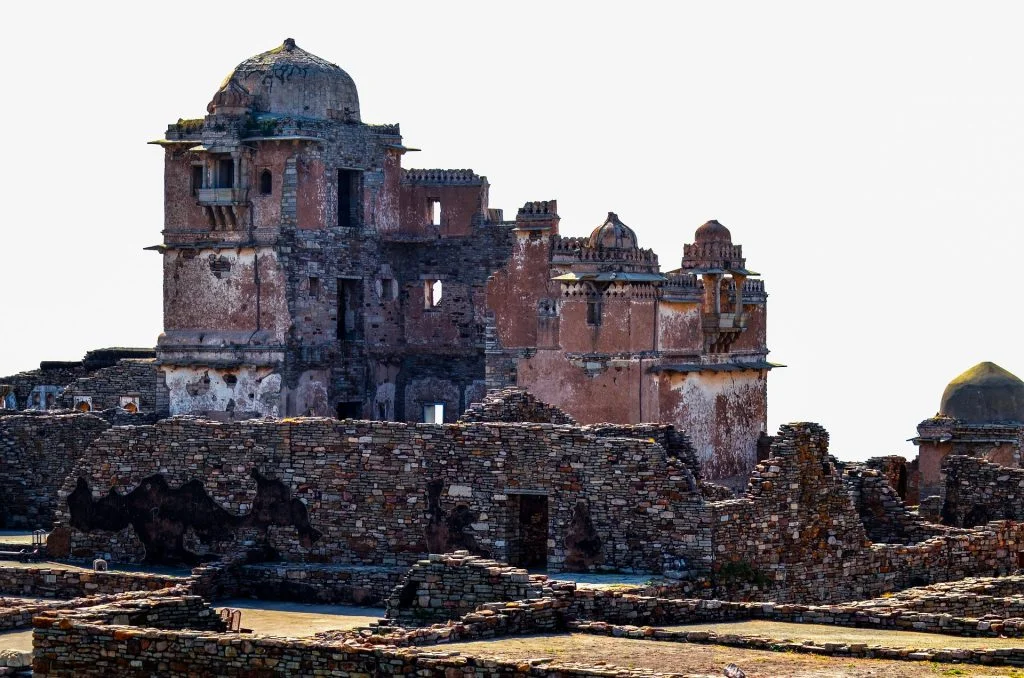 chittorgarh-2964737_1920-1024x678-1.webp