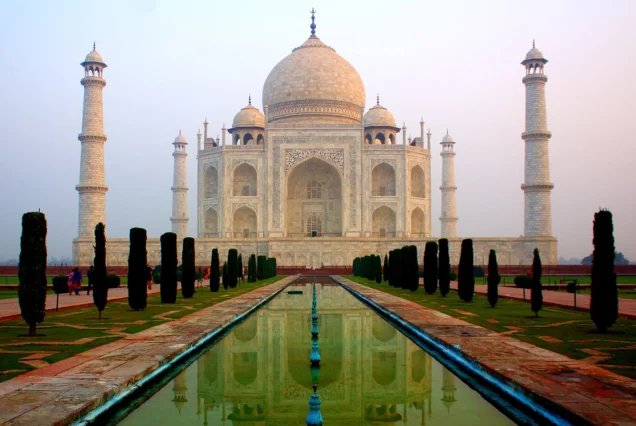 agra-same-day-2-636x426